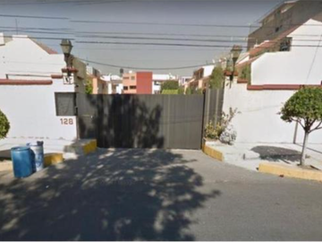 BONITA CASA EN ALCALDÍA COYOACAN. EX HACIENDA COAPA