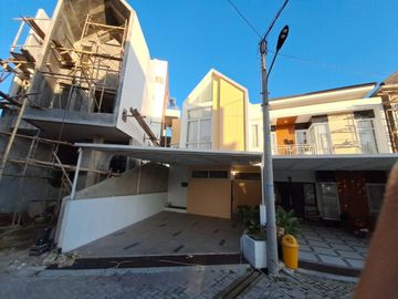 DIJUAL RUMAH BARU MEWAH PASTEUR BANDUNG 2 LANTAI SIAP HUNI DEKAT STASIUN PERUMAHAN READY STOK JUAL