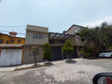 BONITA CASA EN EXCELENTE UBICACION
