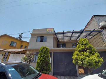 BONITA CASA EN EXCELENTE UBICACION