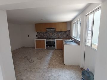 BONITA CASA EN EXCELENTE UBICACION