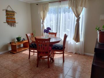 Amplia Casa Villa Galilea