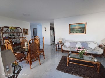 Casa de tres recámaras en una planta en venta en Apaseo el Grande colindando con Querétaro, Guanajuato