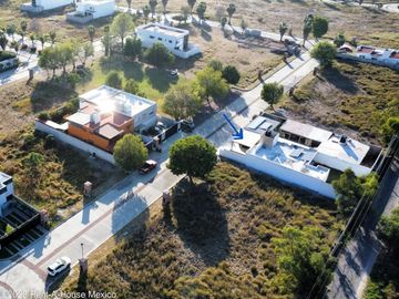 Casa de tres recámaras en una planta en venta en Apaseo el Grande colindando con Querétaro, Guanajuato