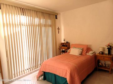 Casa de tres recámaras en una planta en venta en Apaseo el Grande colindando con Querétaro, Guanajuato