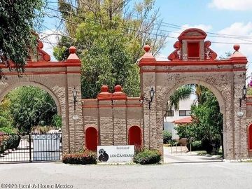 Casa de tres recámaras en una planta en venta en Apaseo el Grande colindando con Querétaro, Guanajuato