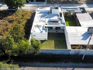 Casa de tres recámaras en una planta en venta en Apaseo el Grande colindando con Querétaro, Guanajuato