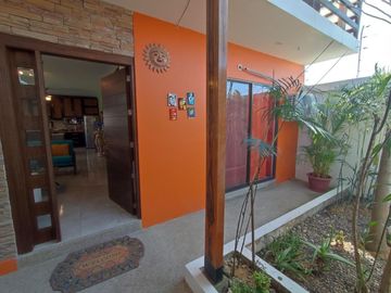 casa amoblada de alquiler en manta san mateo