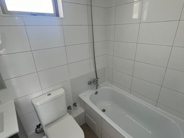 ¡Deptos Semi Nuevos! Pisos: 13-16-19-21-22. (2D-1B-1E-1BD) Estación Central.