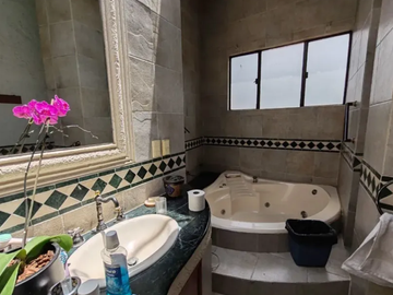 ¡CASA EN VENTA EN XOCHIMILCO!
