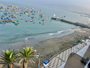 SE VENDE DEPARTAMENTO C/COCHERA FRENTE AL MAR ANCON