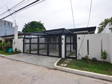 For Sale Semi-Furnished Spacious Bungalow Detached House in Better Living Parañaque City