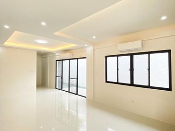 For Sale Semi-Furnished Spacious Bungalow Detached House in Better Living Parañaque City