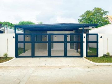 For Sale Semi-Furnished Spacious Bungalow Detached House in Better Living Parañaque City