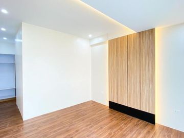 For Sale Semi-Furnished Spacious Bungalow Detached House in Better Living Parañaque City