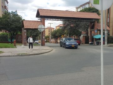vendo  en  Ciudadela  El  redil  RENTANDO