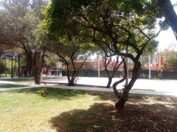 vendo  en  Ciudadela  El  redil  RENTANDO