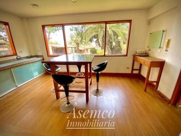 Ocasión!! Venta Casa de Ensueño con amplios Jardines, Piscina y Bungalow en Urb. San Fernando de Pachacamac