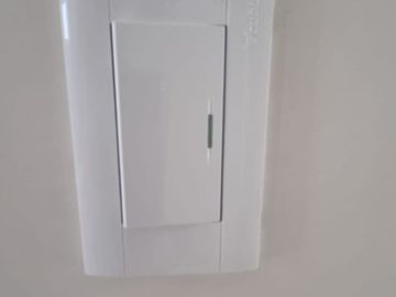 EXCELENTE FLAT DE ESTRENO CON TERRAZA PRIVADA EN CERRO COLORADO.NO PAGA ALCABALA