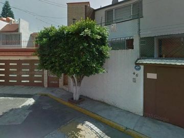CASA EN COLONIA HERMOSILLO, ALCALDÍA COYOACÁN, GRAN OPORTUNIDAD DE INVERSIÓN