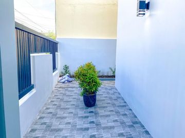 Modern Design Brand New Bungalow House and Lot for Sale in BF Resort, Las Piñas City