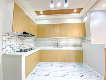 Modern Design Brand New Bungalow House and Lot for Sale in BF Resort, Las Piñas City