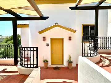 Hermosa casa con vista al mar, en venta, Cabo Bello, Cabo San Lucas