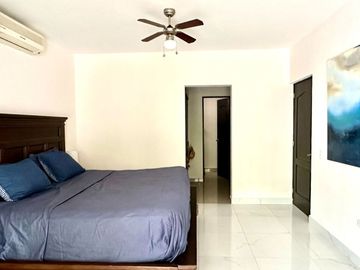 Hermosa casa con vista al mar, en venta, Cabo Bello, Cabo San Lucas