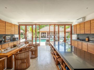 Exclusive Luxury 3 Bedroom Villa in Batu Belig, A Secluded Oasis Near Bali’s Best Beach Clubs