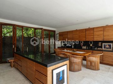 Exclusive Luxury 3 Bedroom Villa in Batu Belig, A Secluded Oasis Near Bali’s Best Beach Clubs