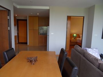 2 bed unit for sale at Twin Peaks Condo, Chiang Mai