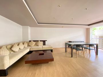 2 bed unit for sale at Twin Peaks Condo, Chiang Mai