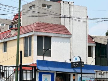 SE VENDE CASA EN Calzada de los Tenorios 81, Coapa, Residencial Miramontes, Ciudad de México, CDMX, México