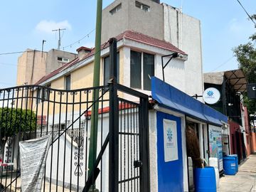 SE VENDE CASA EN Calzada de los Tenorios 81, Coapa, Residencial Miramontes, Ciudad de México, CDMX, México