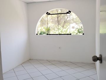 VENTA DE AMPLIA CASA DE 3 NIVELES EN URB. SAN FELIPE - PIURA