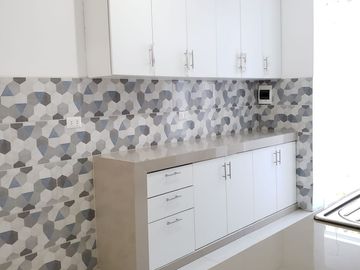VENTA DE AMPLIA CASA DE 3 NIVELES EN URB. SAN FELIPE - PIURA