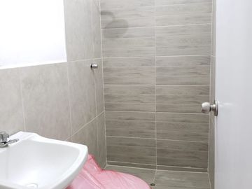 VENTA DE AMPLIA CASA DE 3 NIVELES EN URB. SAN FELIPE - PIURA