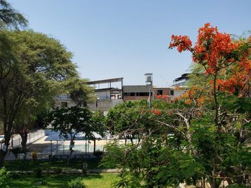 VENTA DE AMPLIA CASA DE 3 NIVELES EN URB. SAN FELIPE - PIURA