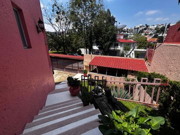 Casa en venta en Bosques de las Lomas, Miguel Hidalgo.