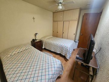 CASA EN VENTA EN LOMAS VERDES (En Conjunto Cerrado)