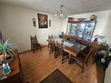 CASA EN VENTA EN LOMAS VERDES (En Conjunto Cerrado)