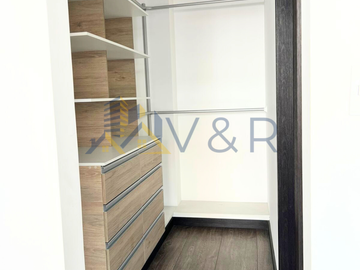 Departamento de Venta de 2 dormitorios en Granda Centeno Quito Ecuador
