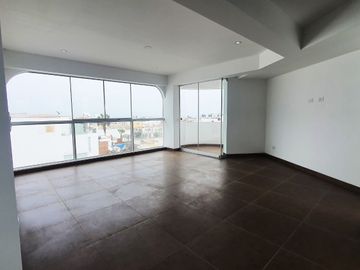 HERMOSO DUPLEX CON VISTA AL MAR DE  PUNTA HERMOSA