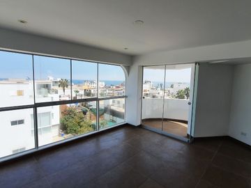 HERMOSO DUPLEX CON VISTA AL MAR DE  PUNTA HERMOSA