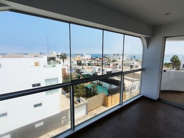 HERMOSO DUPLEX CON VISTA AL MAR DE  PUNTA HERMOSA