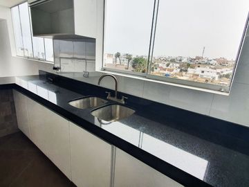 HERMOSO DUPLEX CON VISTA AL MAR DE  PUNTA HERMOSA