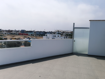 HERMOSO DUPLEX CON VISTA AL MAR DE  PUNTA HERMOSA