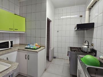 Casa comercial Área Educación Barrio República