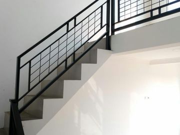 Rumah KHC Cilebut Dekat Stasiun, Baru 2/1 LANTAI, Murah Mewah Minimalis, Sukaraja Bogor, Jual Dijual