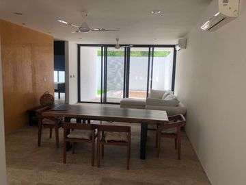 CASA EN PRIVADA SANTA GERTRUDIS COPÓ
